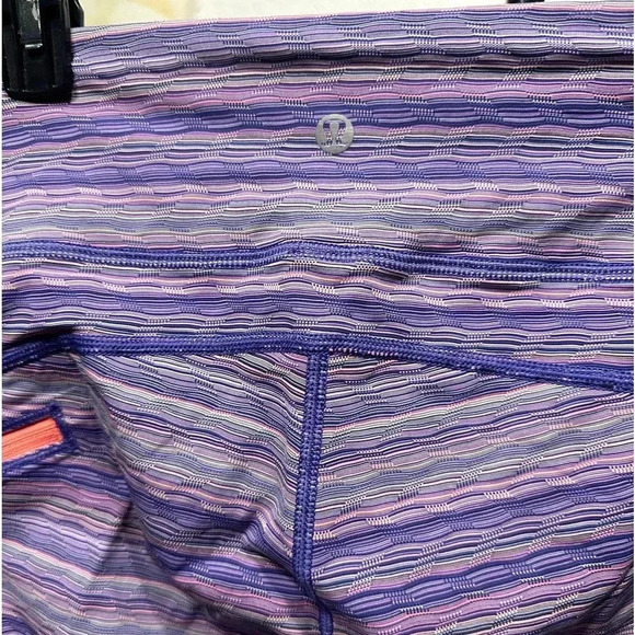 Lululemon Athletica crop leggings size 6 - Picture 6 of 7